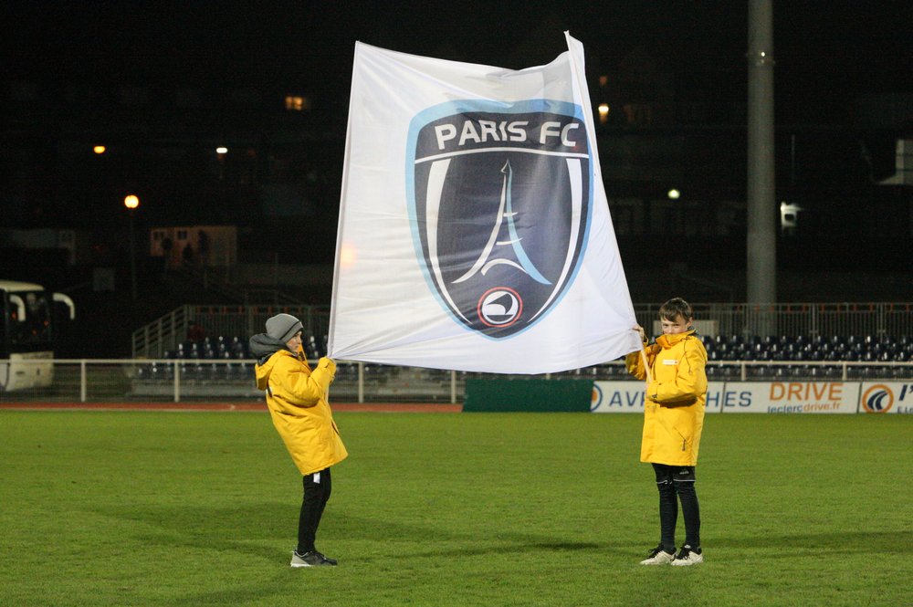 ParisFC052